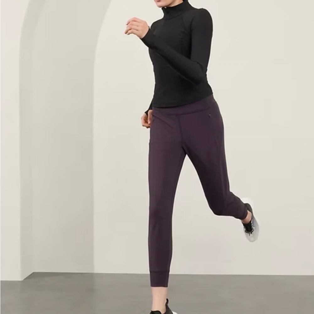 Athleta Rainier jogger Iris purple